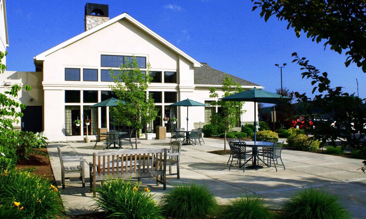 Binghamton Hotel | Hampton Inn & Suites Binghamton/Vestal