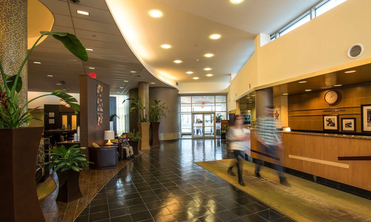 Harrison Lenox Hotel | Hampton Inn & Suites Boston Crosstown Center