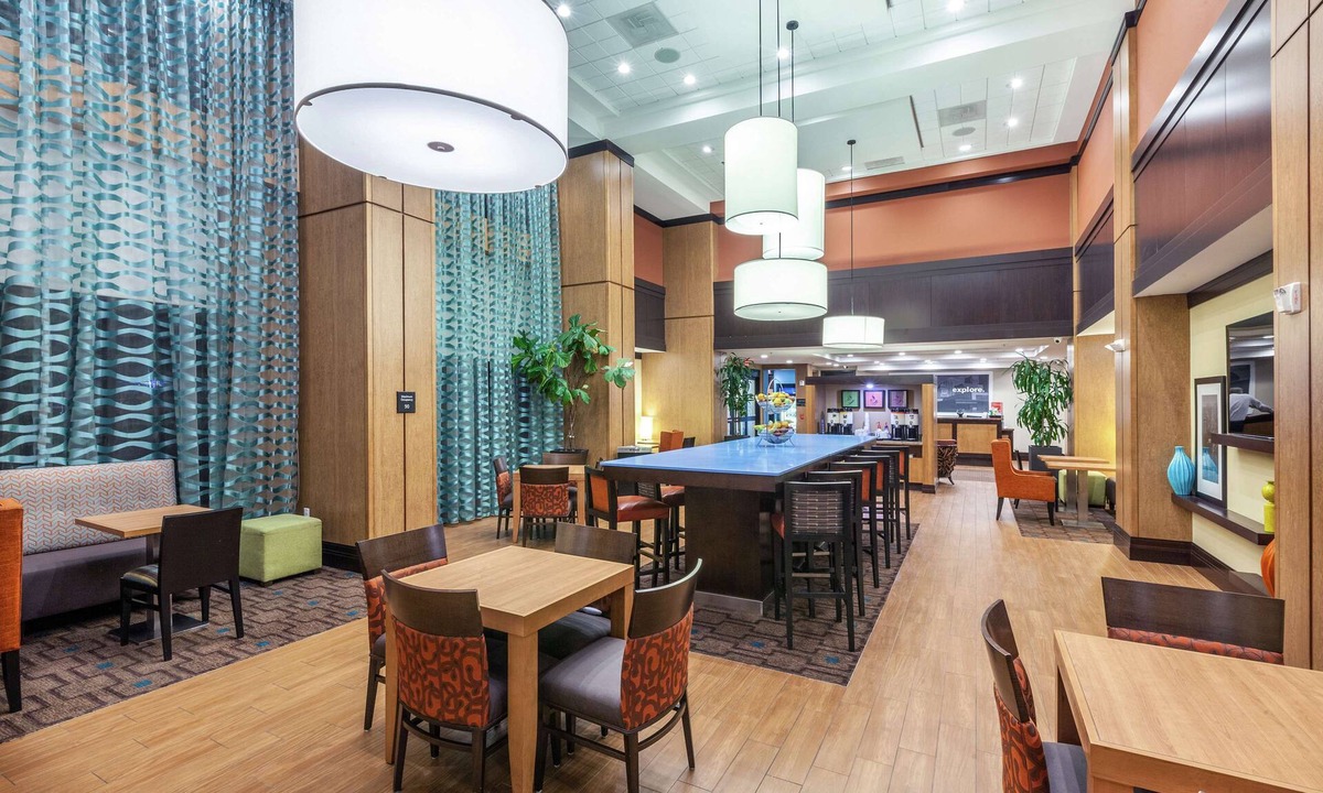 Greater Greenspoint Hotel | Hampton Inn & Suites by Hilton Houston North IAH