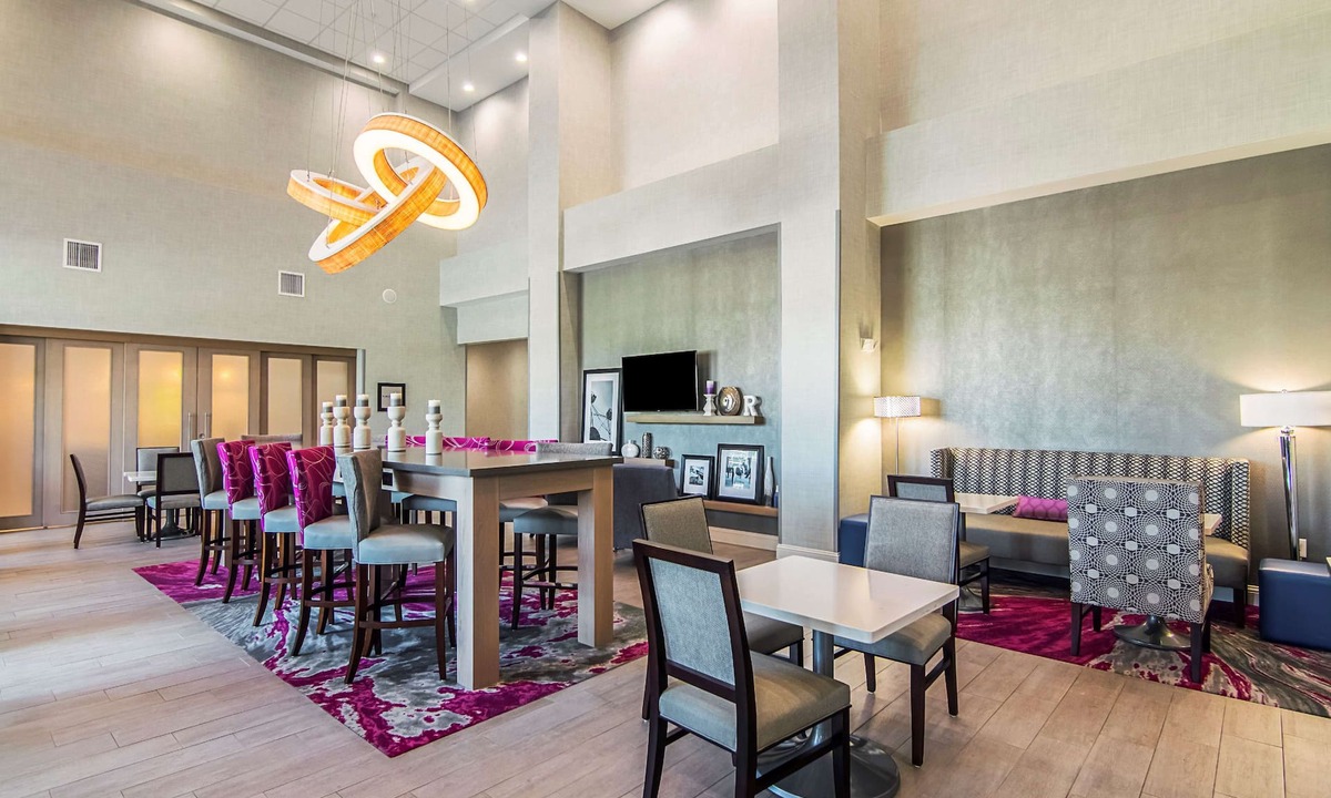 Richardson Hotel | Hampton Inn & Suites Dallas/Richardson
