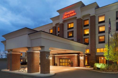 Hartford Hotel | Hampton Inn & Suites East Hartford