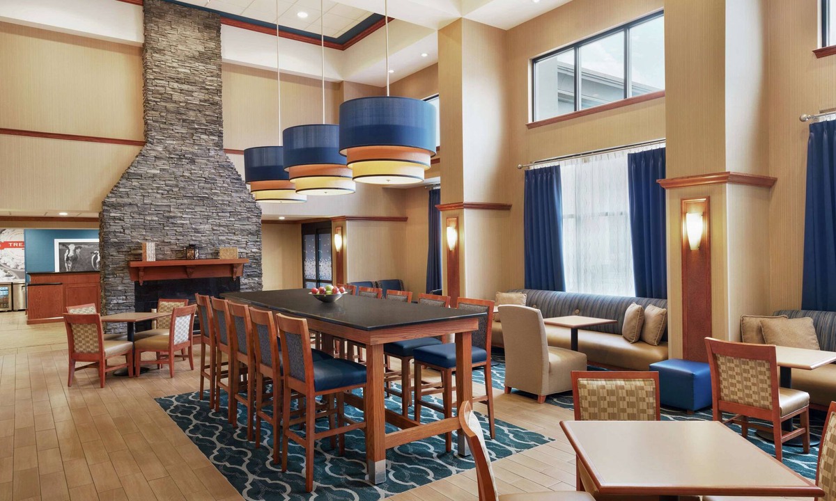 Ephrata Hotel | Hampton Inn & Suites Ephrata - Mountain Springs