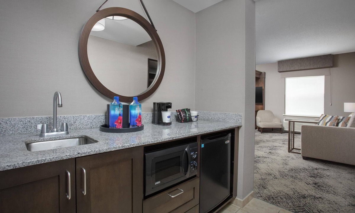 Exeter Hotel | Hampton Inn & Suites Exeter