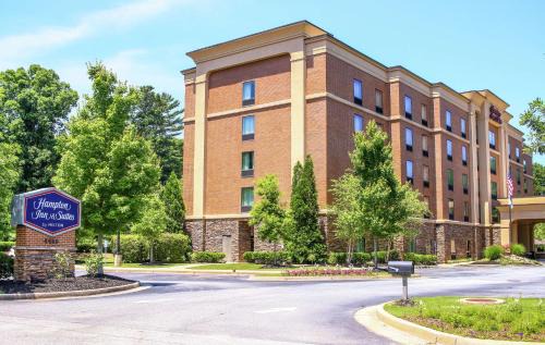 Flowery Branch Hotel | Hampton Inn & Suites Flowery Branch