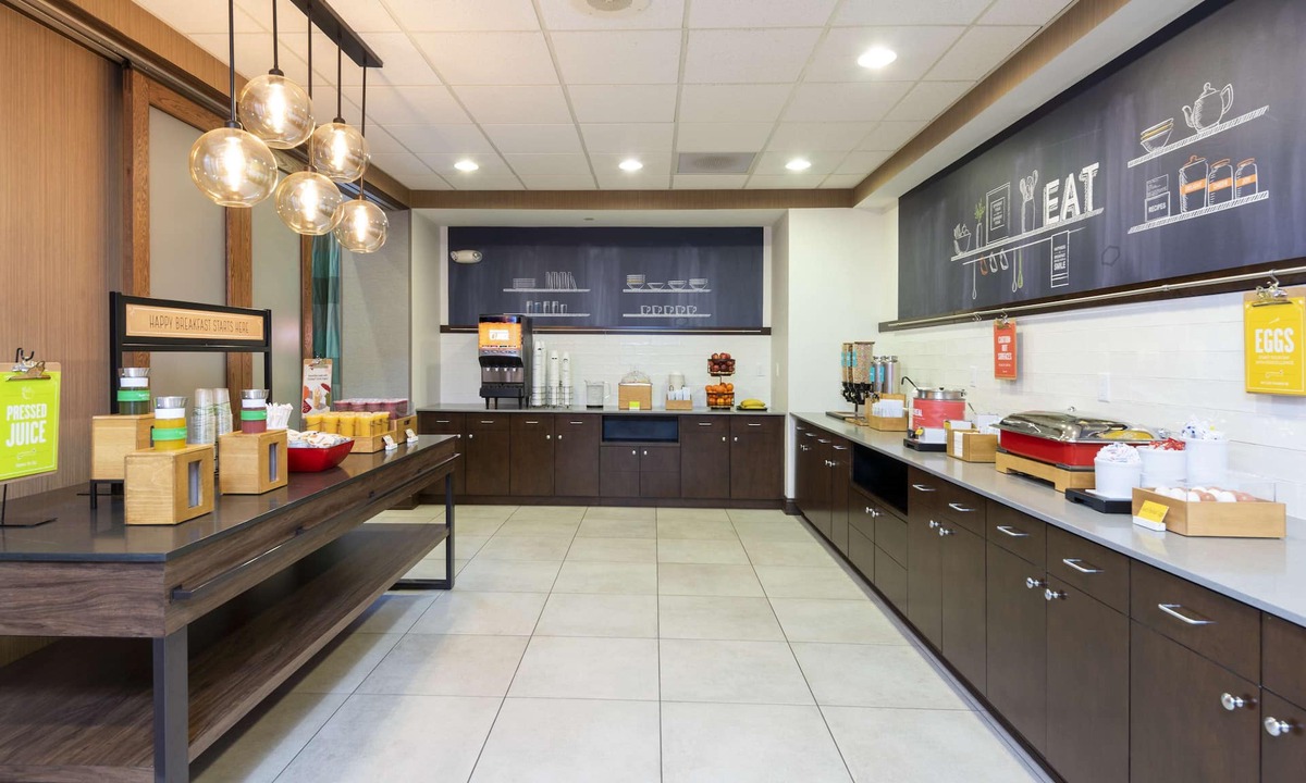 Fort Myers Hotel | Hampton Inn & Suites Fort Myers - Colonial Blvd