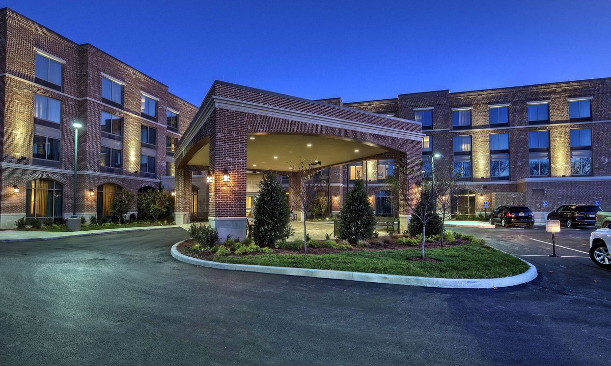Franklin Hotel | Hampton Inn & Suites Franklin Berry Farms