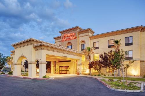 Lancaster Hotel | Hampton Inn & Suites Lancaster