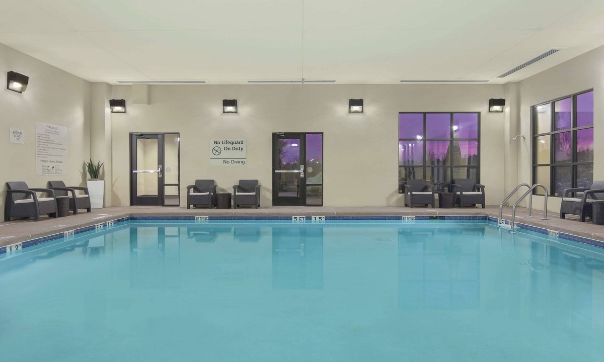 Macon Hotel | Hampton Inn & Suites Macon I-75 North
