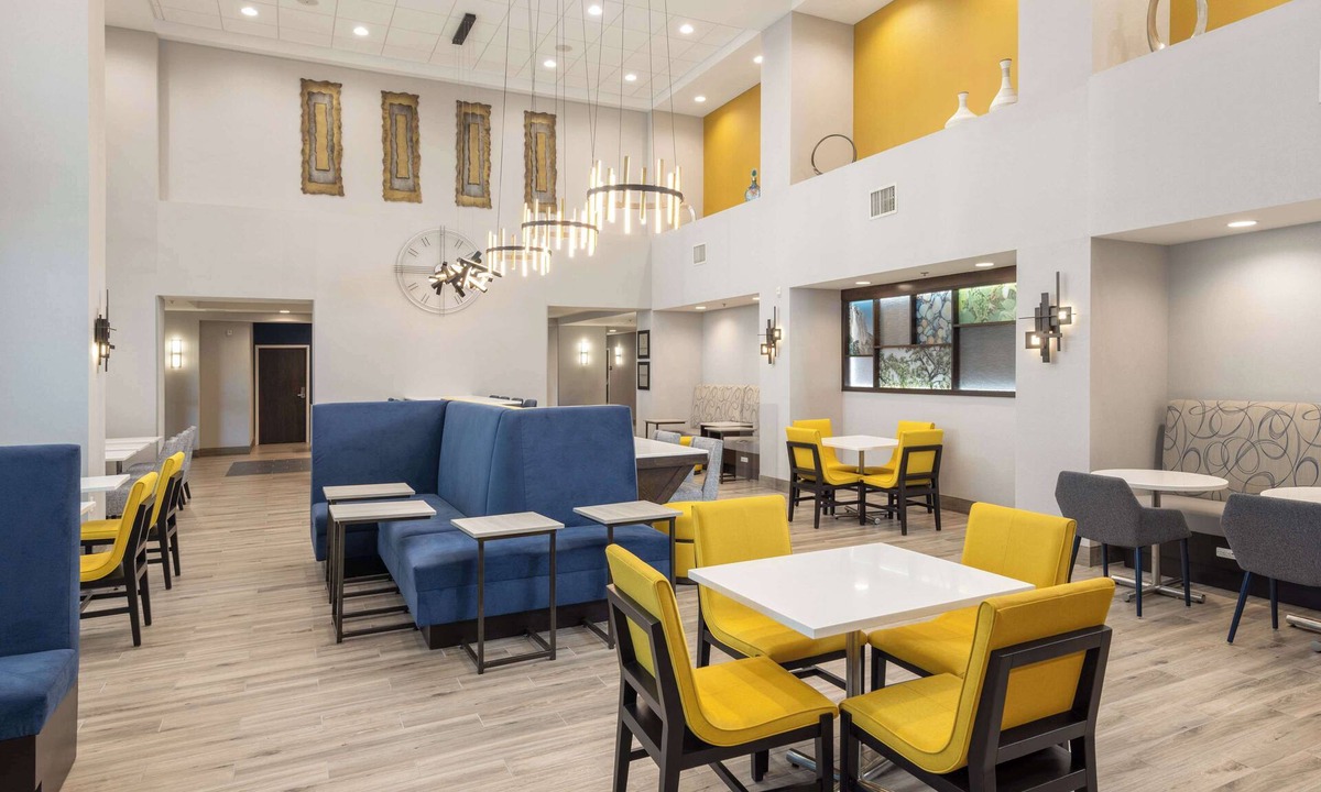 Manteca Hotel | Hampton Inn & Suites Manteca