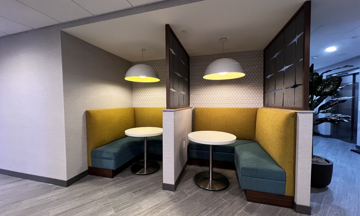 Marina Hotel | Hampton Inn & Suites Marina