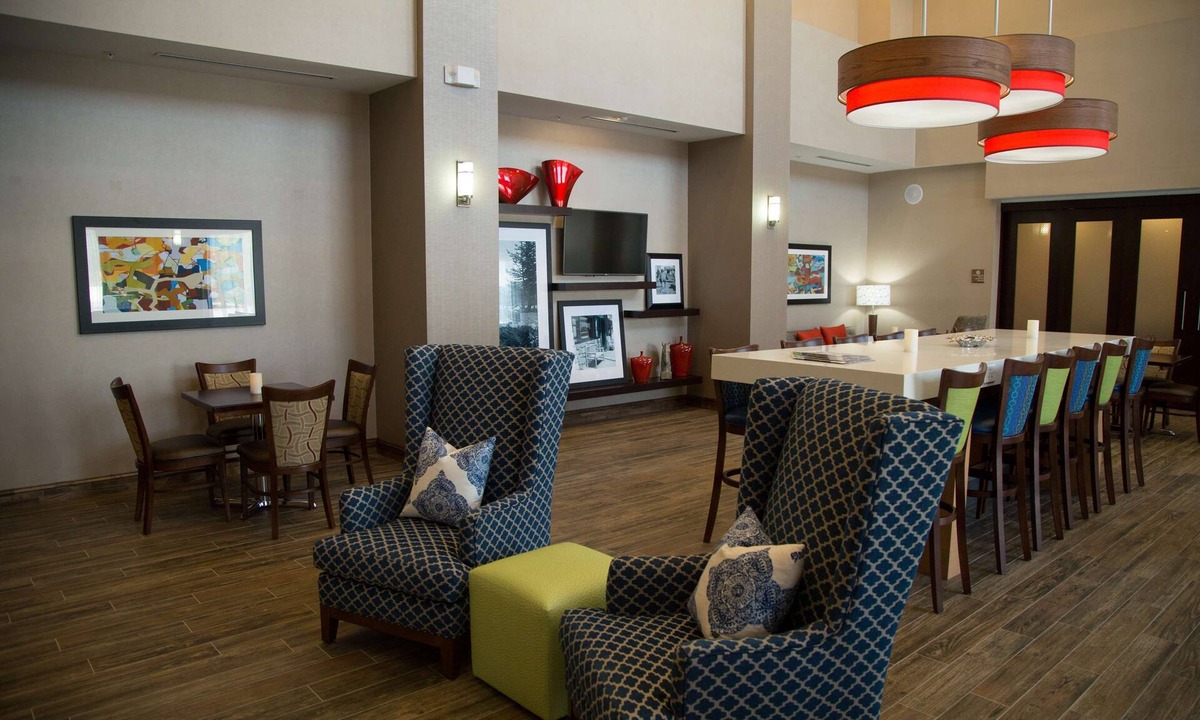 McKinney Hotel | Hampton Inn & Suites McKinney
