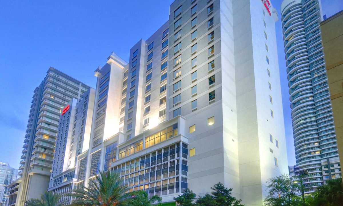 Brickell Hotel | Hampton Inn & Suites Miami/Brickell-Downtown