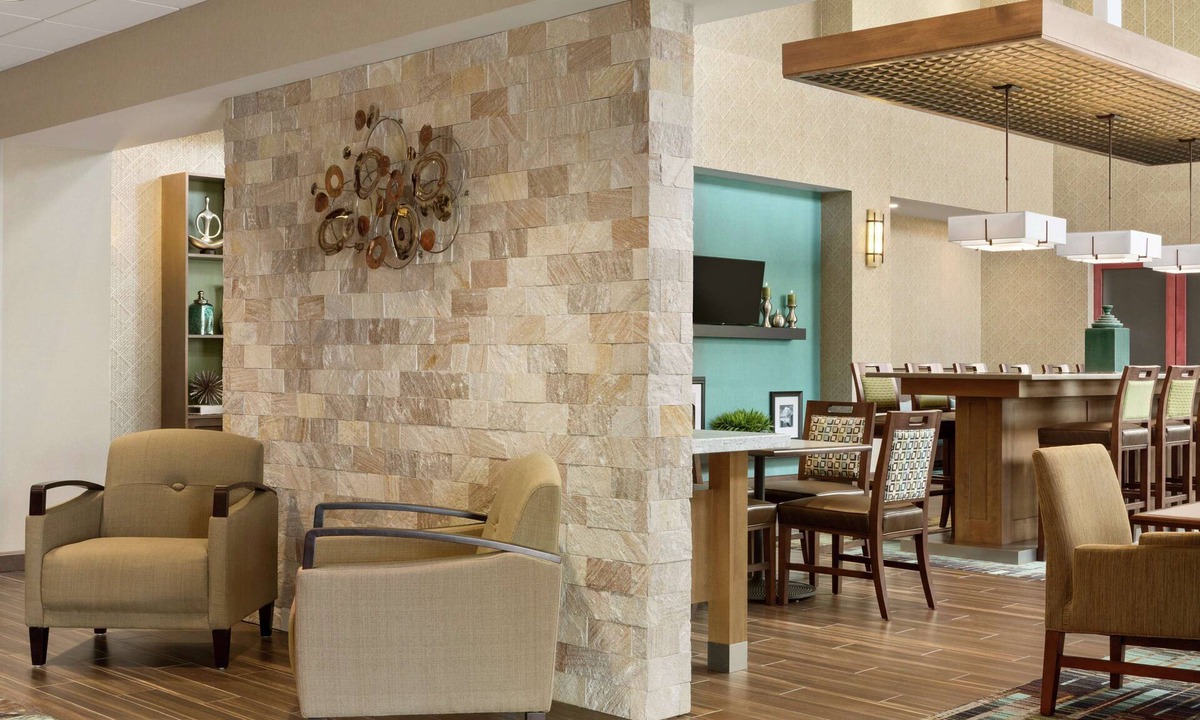 Minooka Hotel | Hampton Inn & Suites Minooka