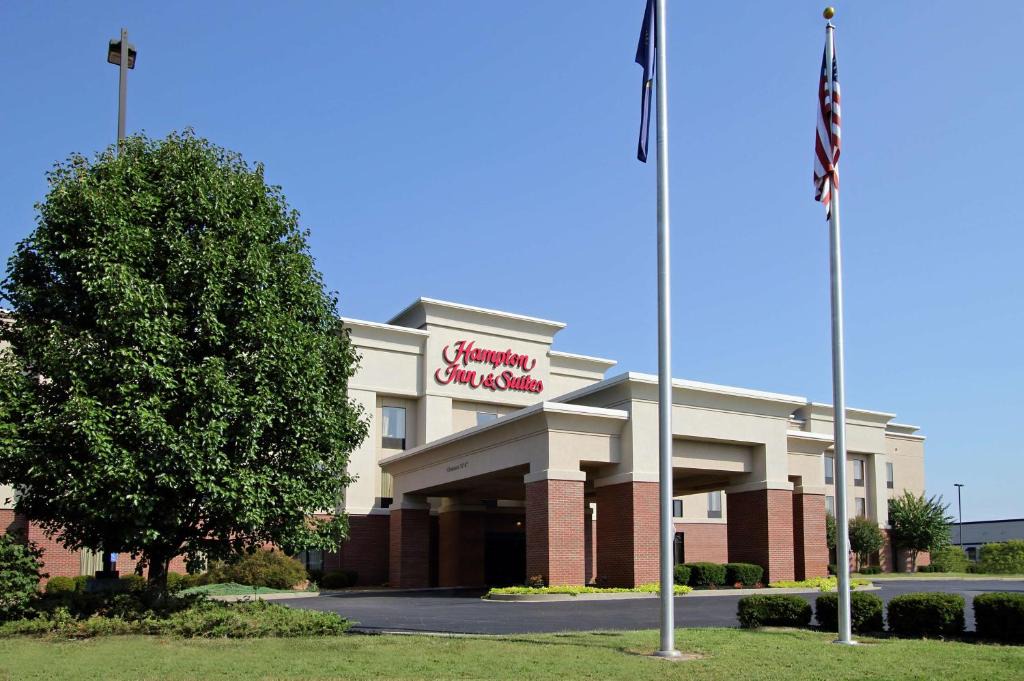 Murray Hotel | Hampton Inn & Suites Murray