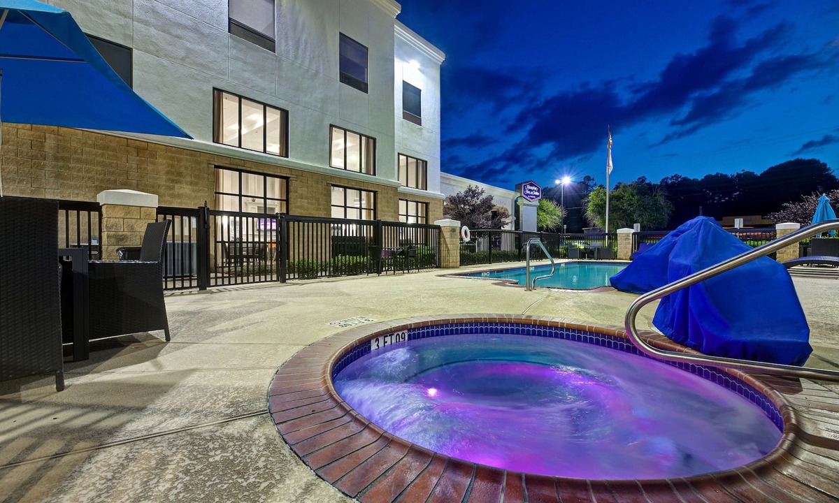 Nacogdoches Hotel | Hampton Inn & Suites Nacogdoches