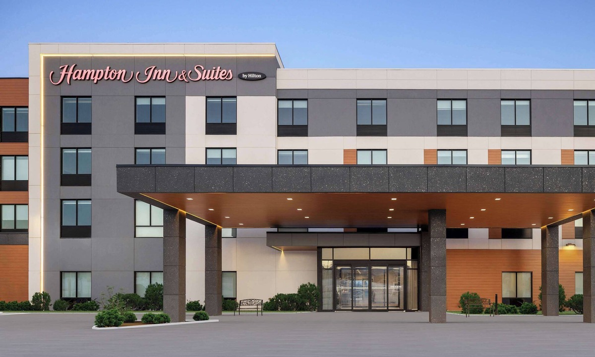 Mono Hotel | Hampton Inn & Suites Orangeville, On