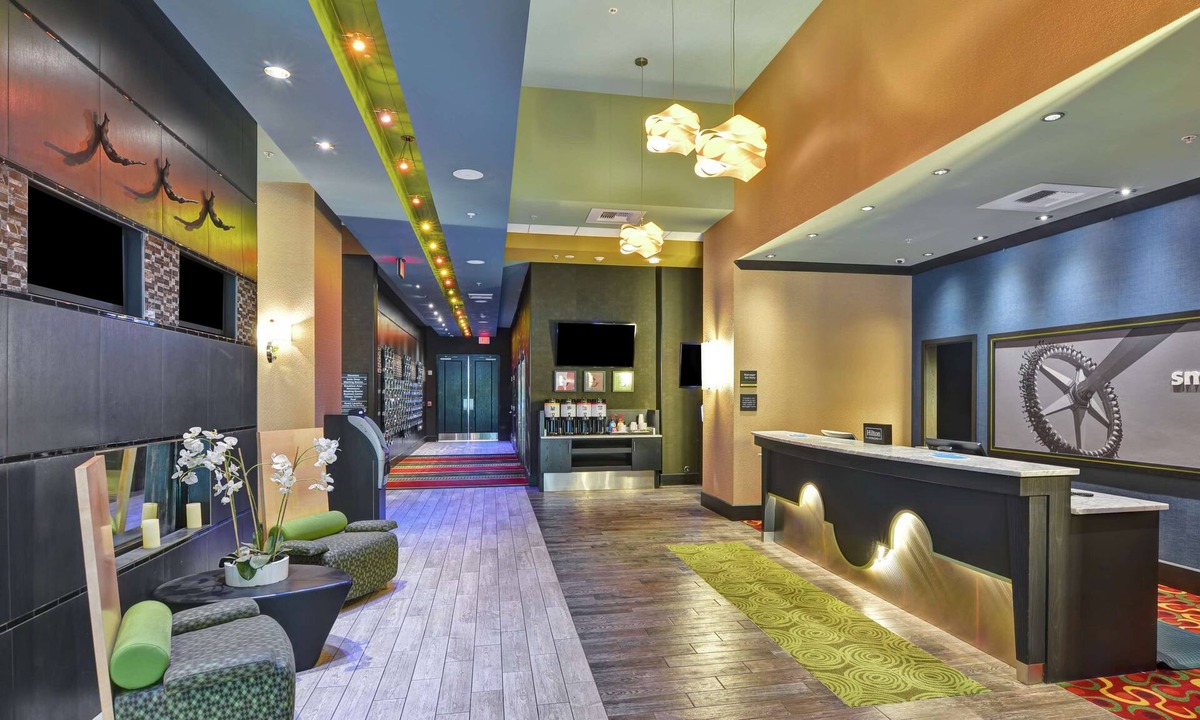Crabtree Hotel | Hampton Inn & Suites Raleigh/Crabtree Valley
