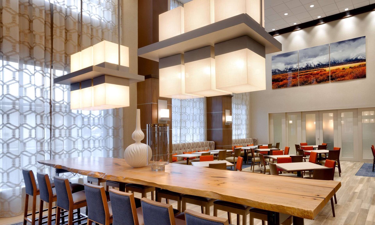 Rexburg Hotel | Hampton Inn & Suites Rexburg