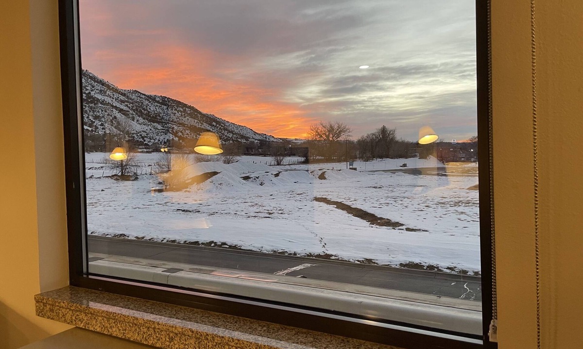 Glenwood Springs Hotel | Hampton Inn & Suites Rifle