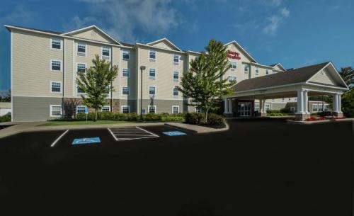 Thomaston Hotel | Hampton Inn & Suites Rockland