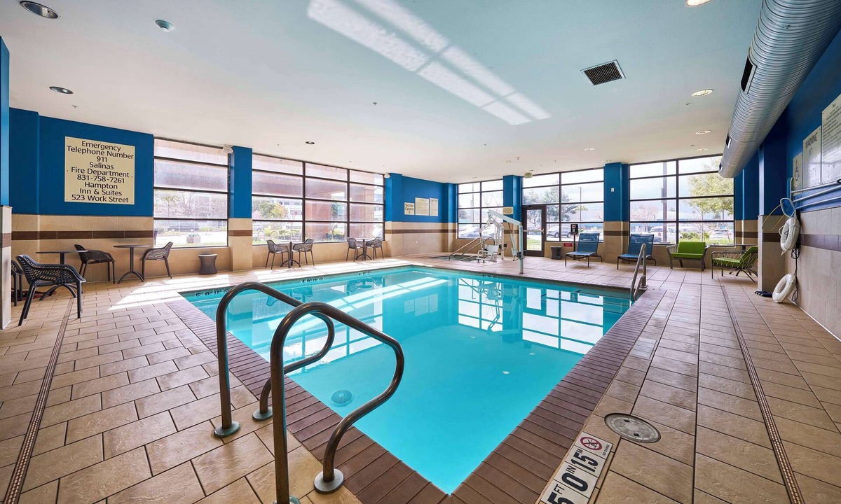 Salinas Hotel | Hampton Inn & Suites Salinas