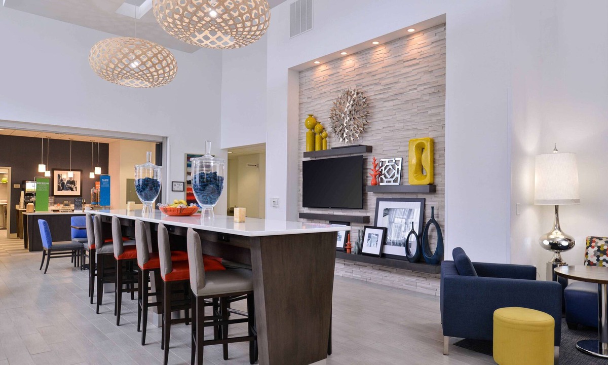 Shelby Hotel | Hampton Inn & Suites Shelby