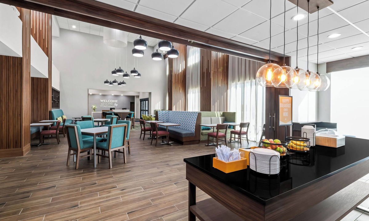 Sherman Hotel | Hampton Inn & Suites Sherman