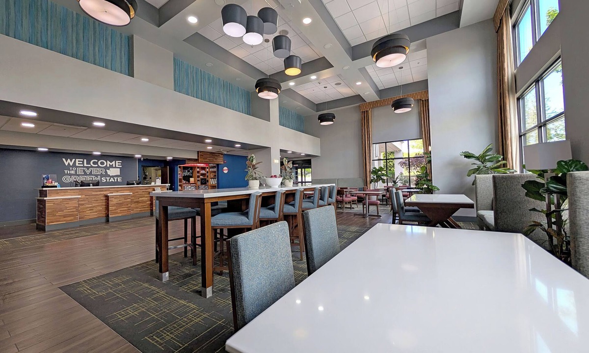 South End Hotel | Hampton Inn & Suites Tacoma