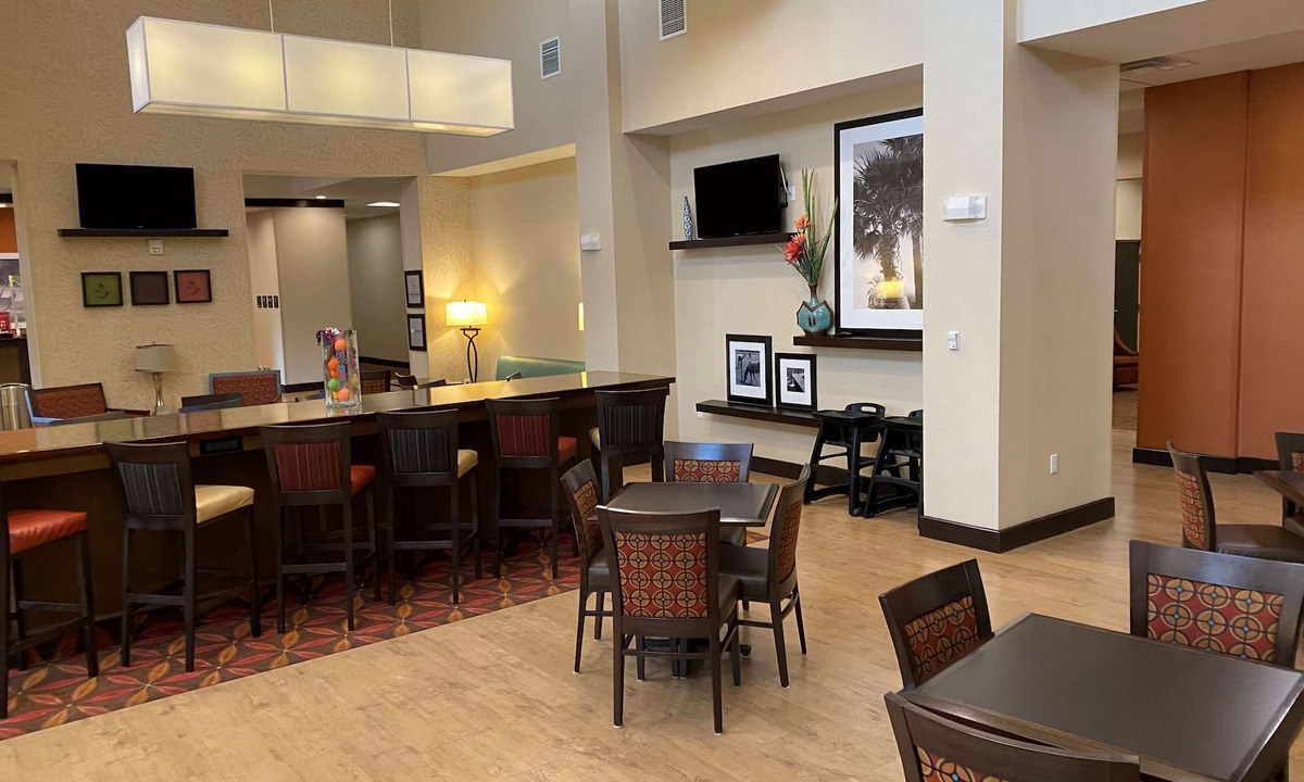 Oldsmar Hotel | Hampton Inn & Suites Tampa Northwest/Oldsmar