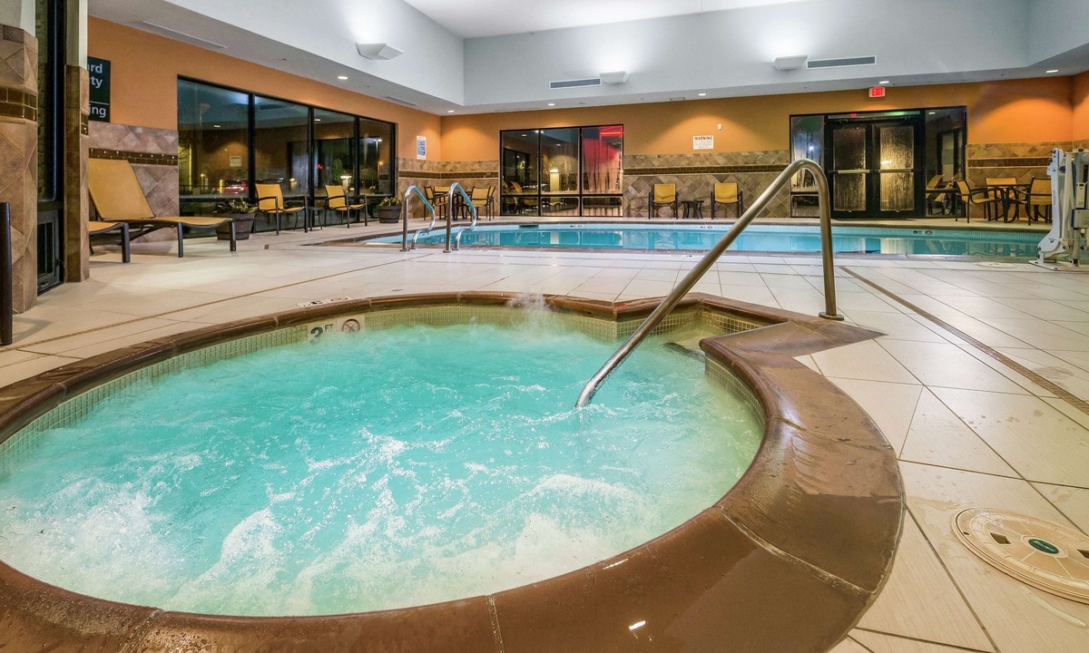 Catoosa Hotel | Hampton Inn & Suites Tulsa/Catoosa