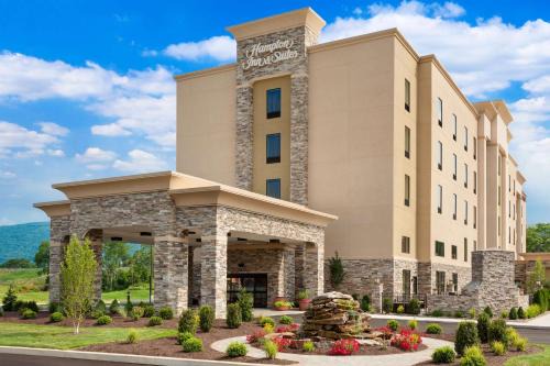 Williamsport Hotel | Hampton Inn & Suites Williamsport - Faxon Exit