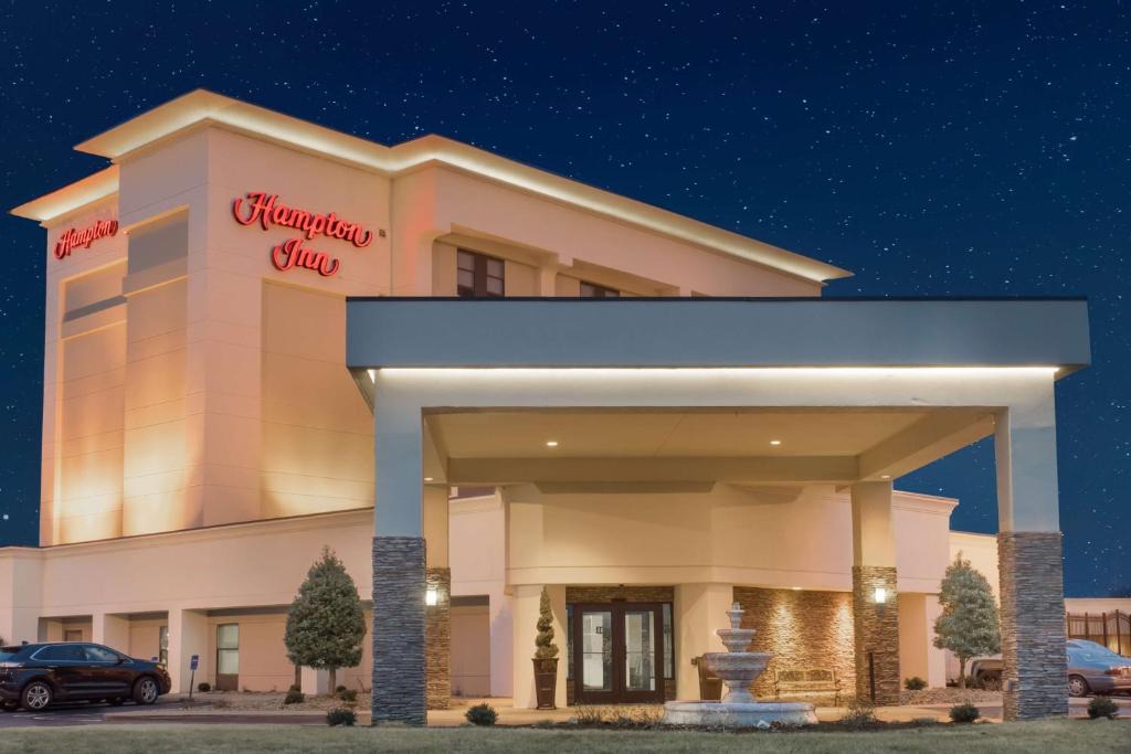 Terre Haute Hotel | Hampton Inn Terre Haute