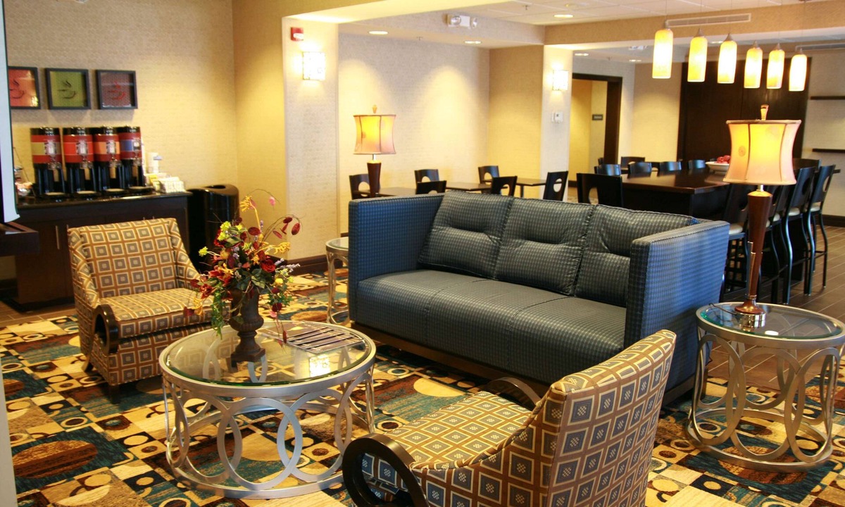 Topeka Hotel | Hampton Inn Topeka