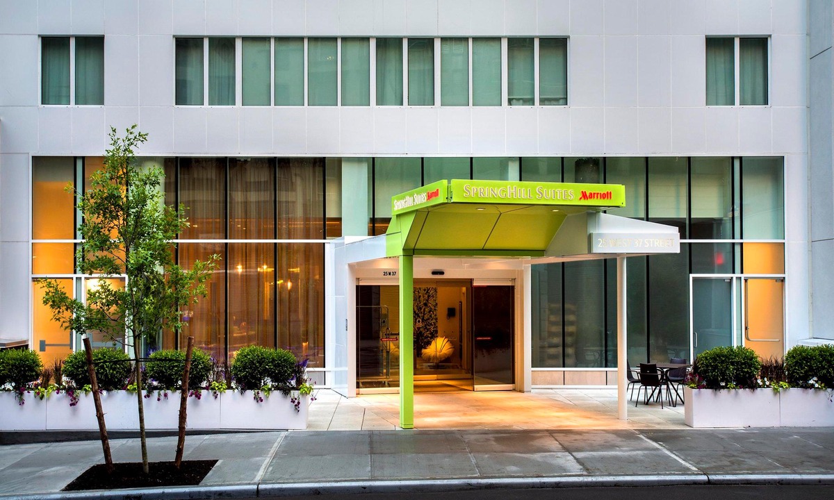 Kalamazoo Hotel | Hampton Inn & Suites Kalamazoo-Oshtemo