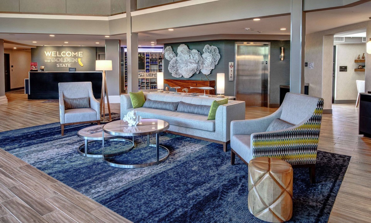 Vallejo Hotel | Hampton Inn Vallejo