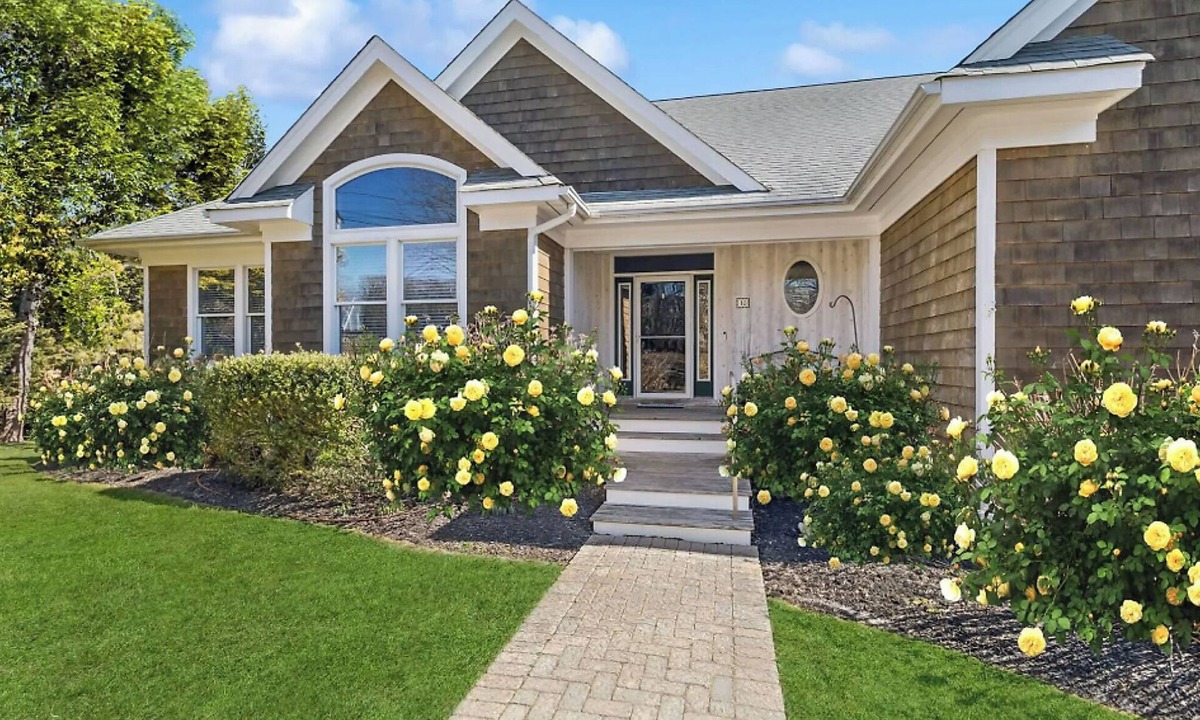 Shinnecock Hills House | Hampton Retreat Available for August