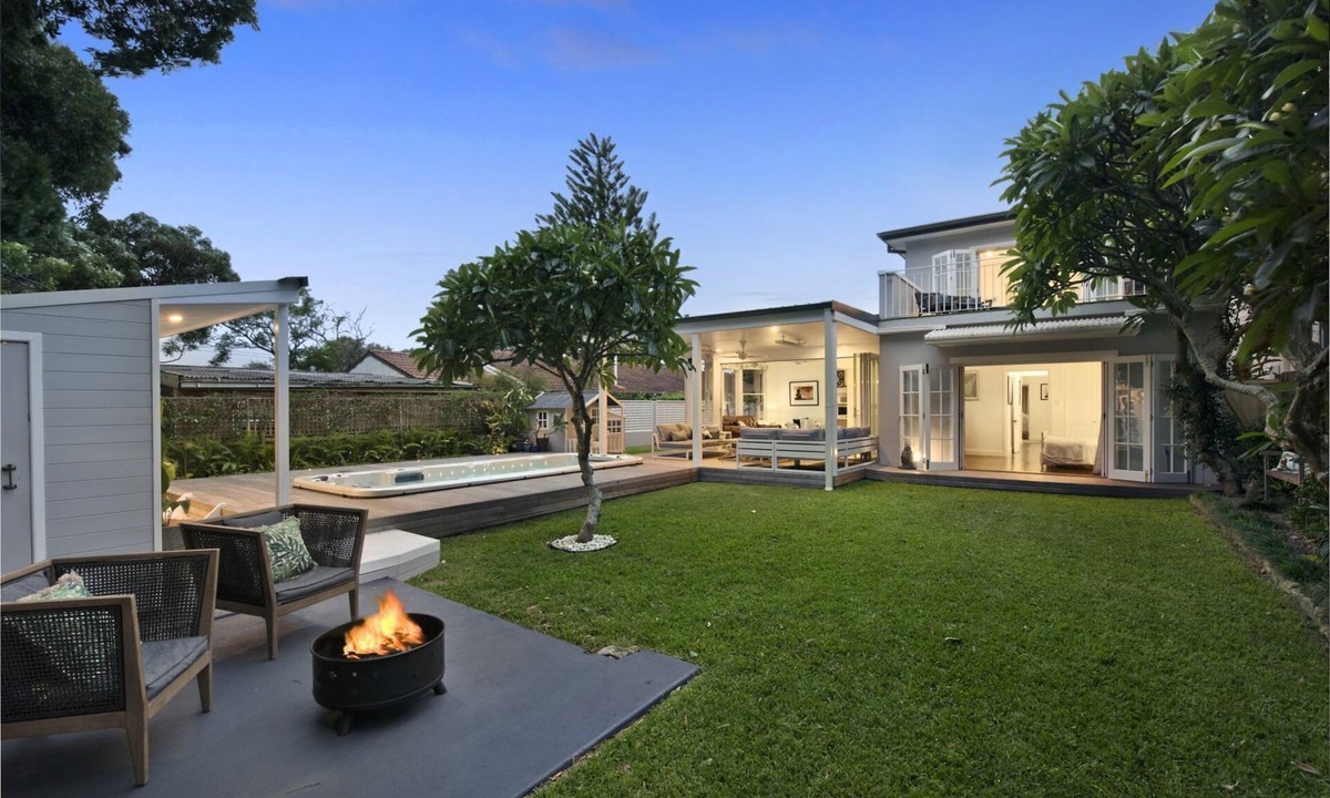 Curl Curl House | Hamptons Beach House at Curl Curl