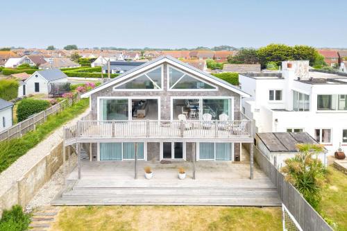 Wittering House | Hamptons Style Lux Beach house