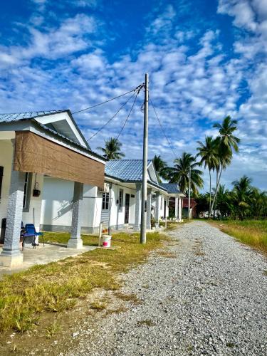 Kampung Maligai Resort | hananirich homestay