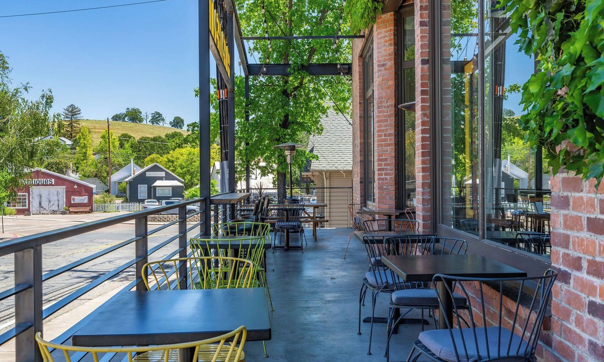 Sutter Creek Bed & Breakfast | Hanford House