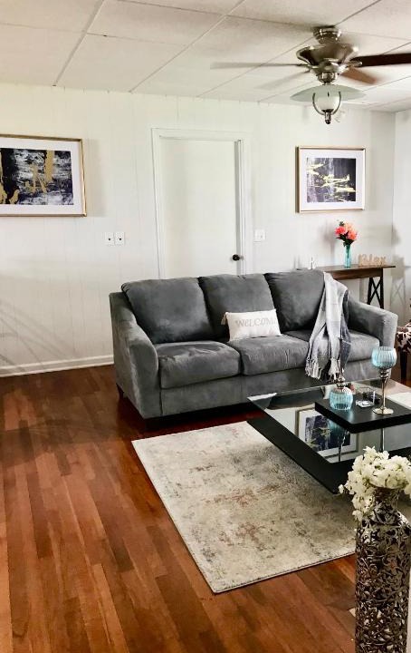 Thomaston House | Hannah House South Cozy country living near the city