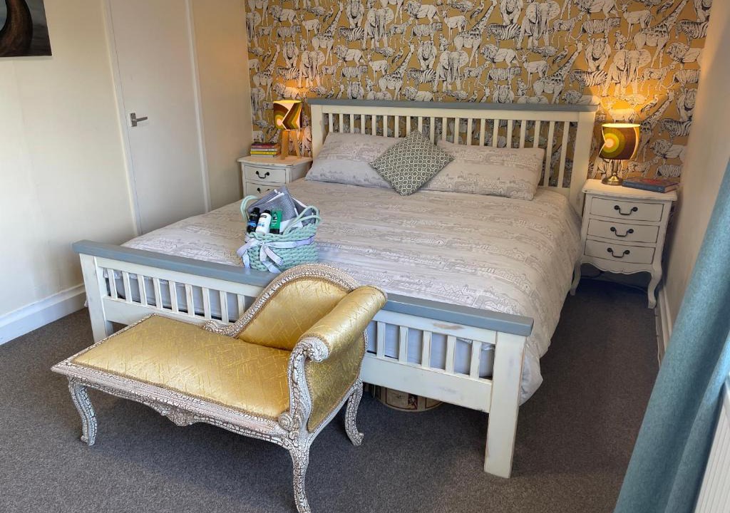 Bicester House | Hannah's Homestay