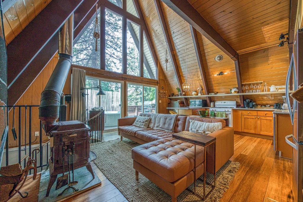 Summit Estates House | Happier Cabin