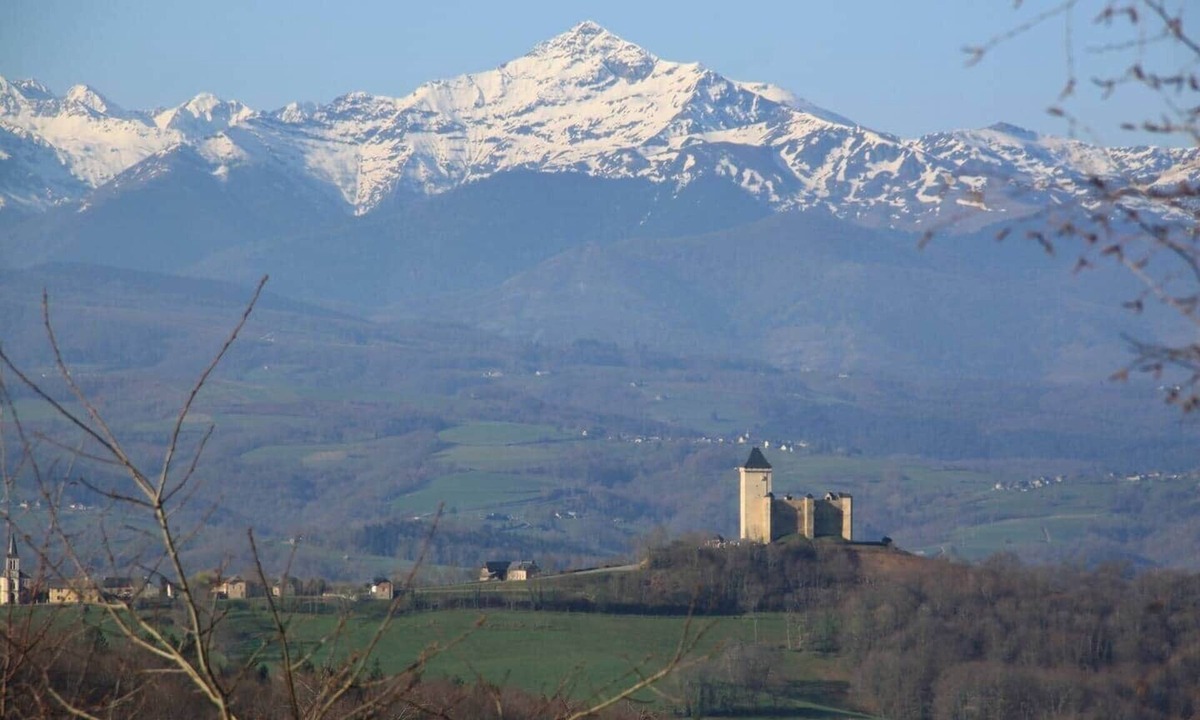 Mauvezin Ski Chalet | Happiness: gîte facing the Pyrenees
