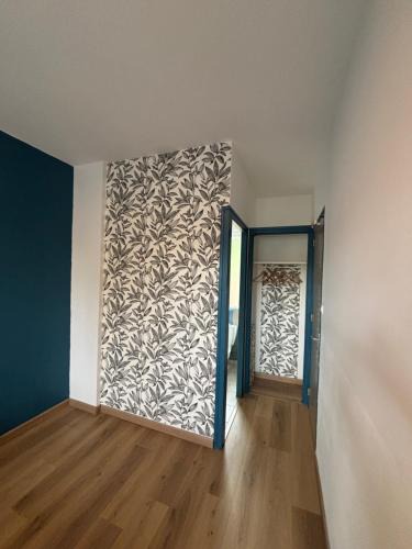 Saint-Michel-en-l'Herm Hotel | Happy Break