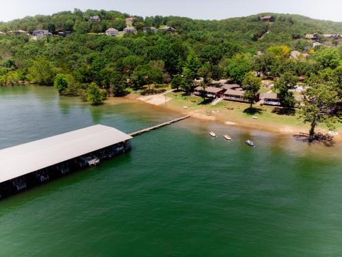 Ridgedale Resort | Happy Hollow Resort