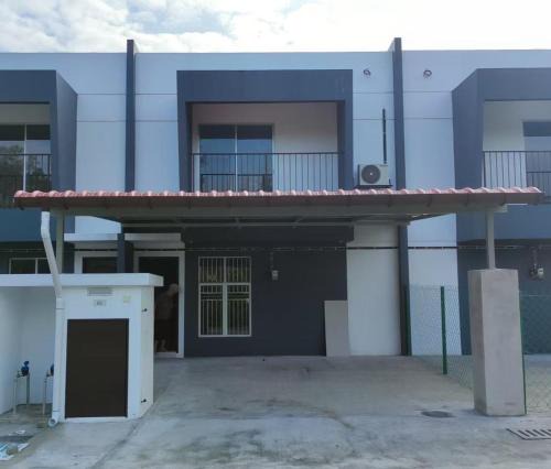 Hulu Selangor House | Happy Home