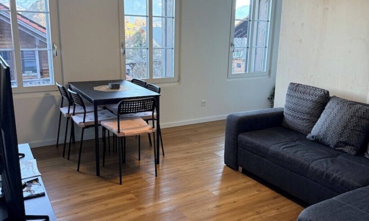 Wimmis Apartment | Happy Life 2-20min Interlaken-Panoramic view of mountains