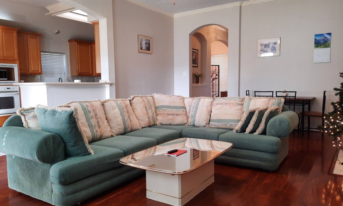 Pearland House | Happy man's 6-bedroom comfortable home