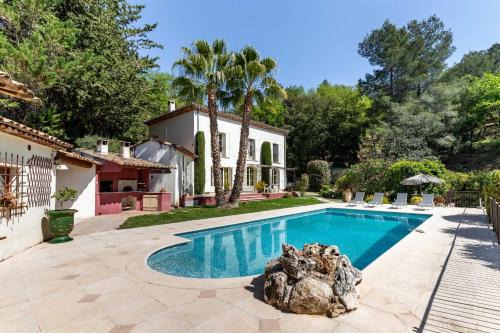 Saint-Martin-du-Var Villa | HappyFew Villa Lila